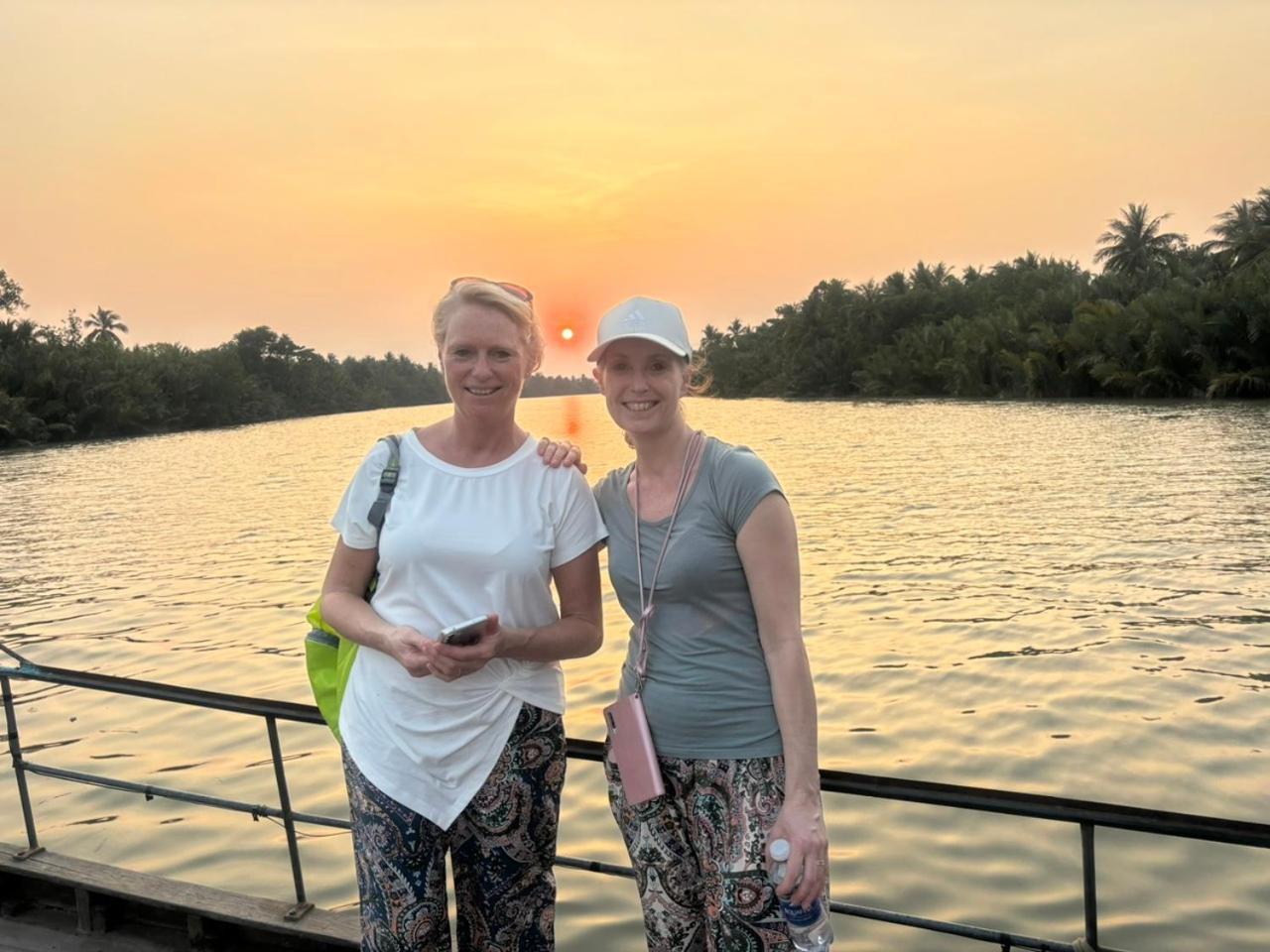 Homestay Bentre Coco Lodge Ben Tre Exterior foto