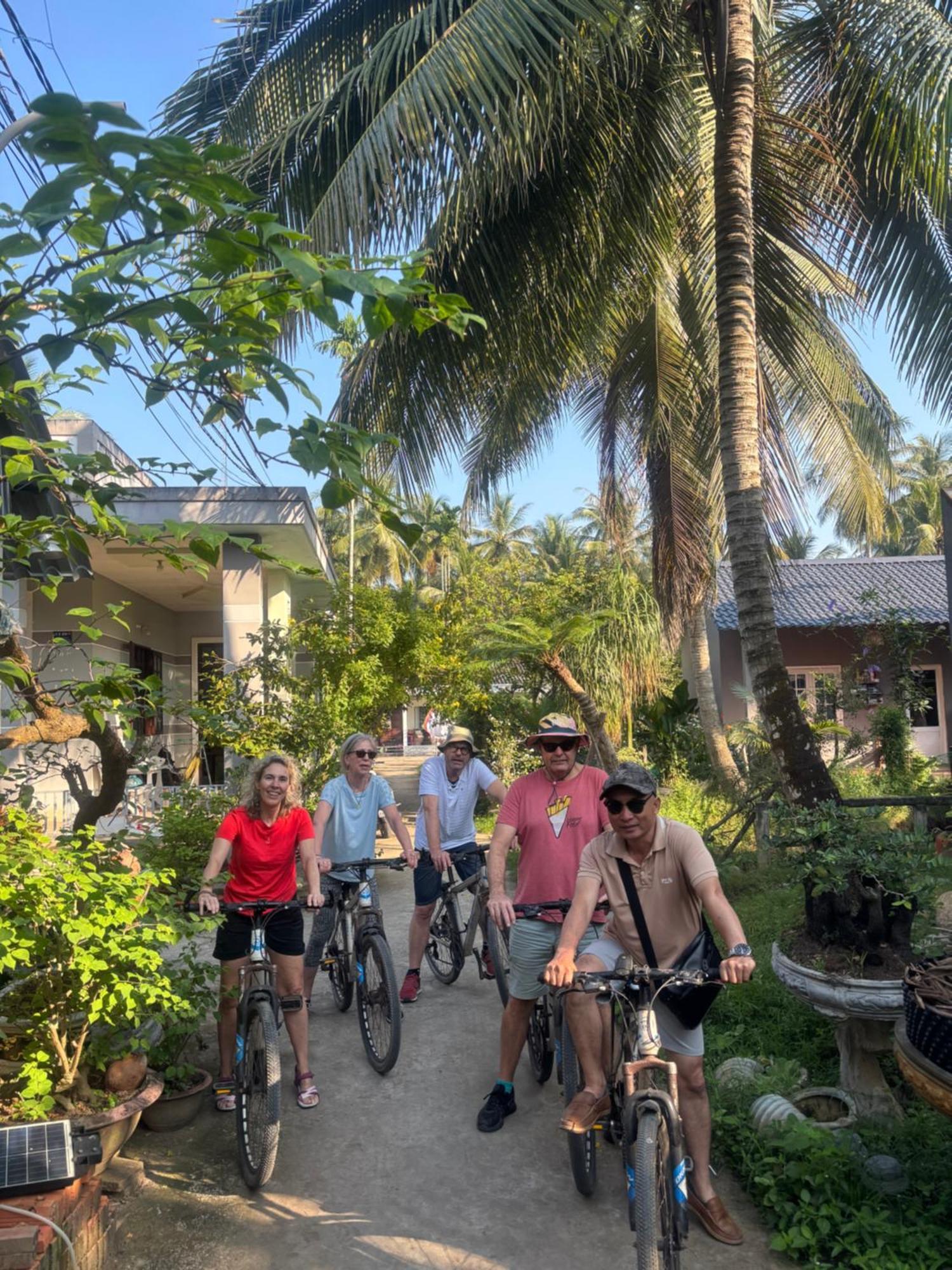 Homestay Bentre Coco Lodge Ben Tre Exterior foto
