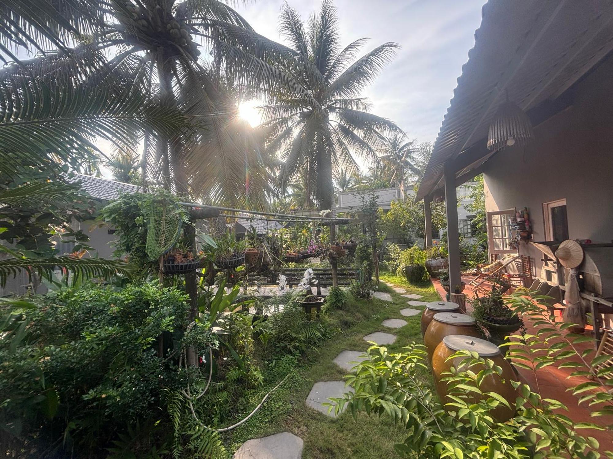 Homestay Bentre Coco Lodge Ben Tre Exterior foto