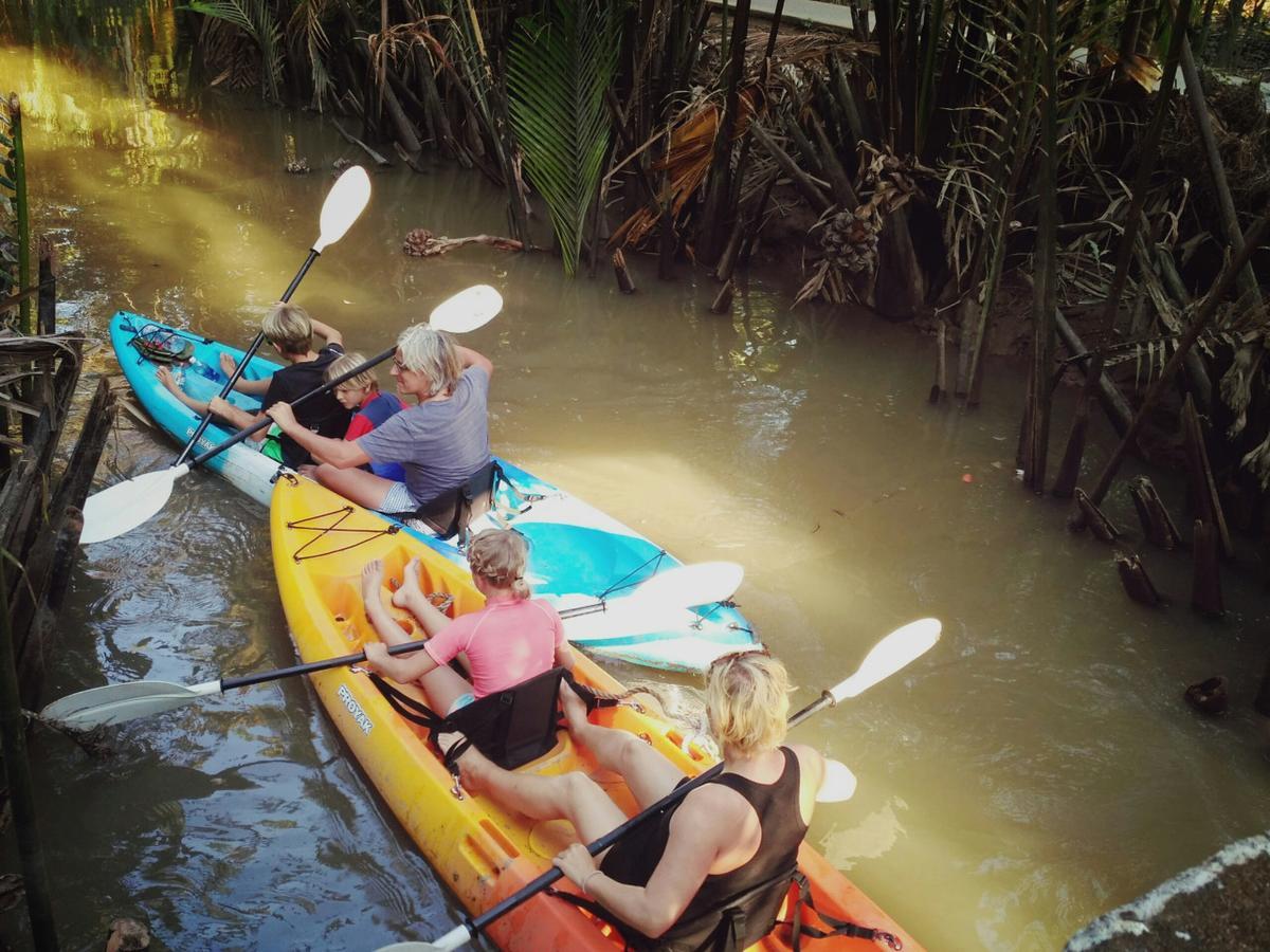 Homestay Bentre Coco Lodge Ben Tre Exterior foto